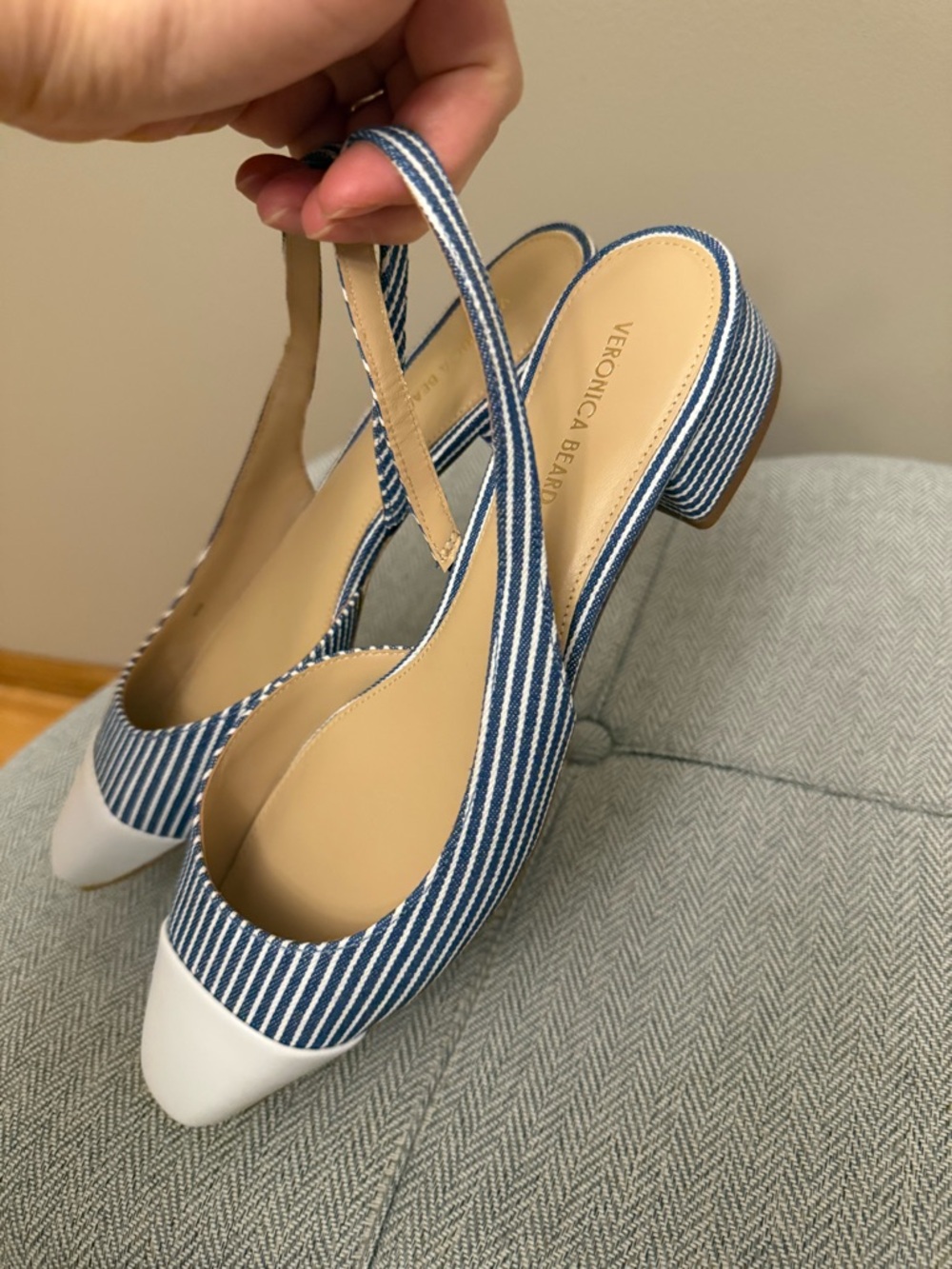 NEW Veronica Beard Blue Stripe and White Cap-Toe Slingback Mules - Picture 6 of 8